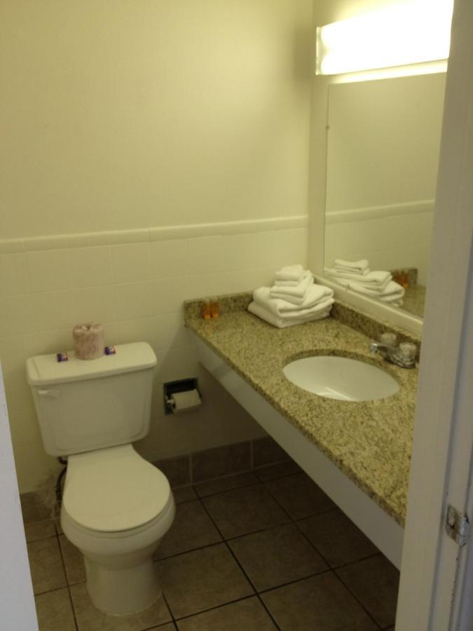 Weber Inn Kitchener Rom bilde
